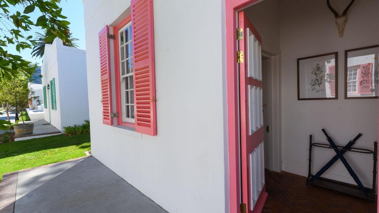 Drostdy Hotel Graaff-Reinet Екстериор снимка The Pink House