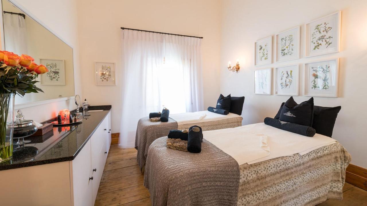 Drostdy Hotel Graaff-Reinet Екстериор снимка The Spa at The Oyster Box